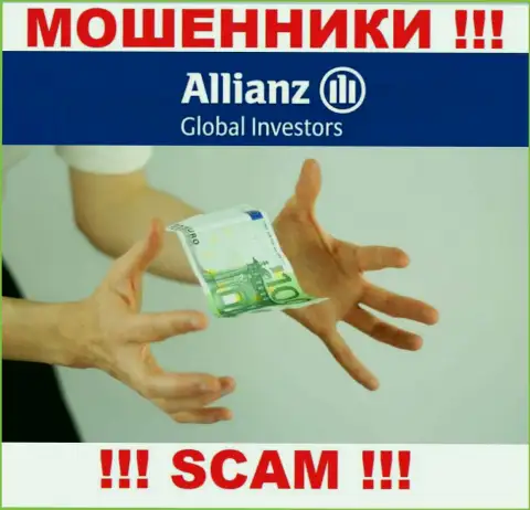 В компании AllianzGI Ru Com заставляют оплатить дополнительно сбор за вывод вложенных денег - не стоит вестись